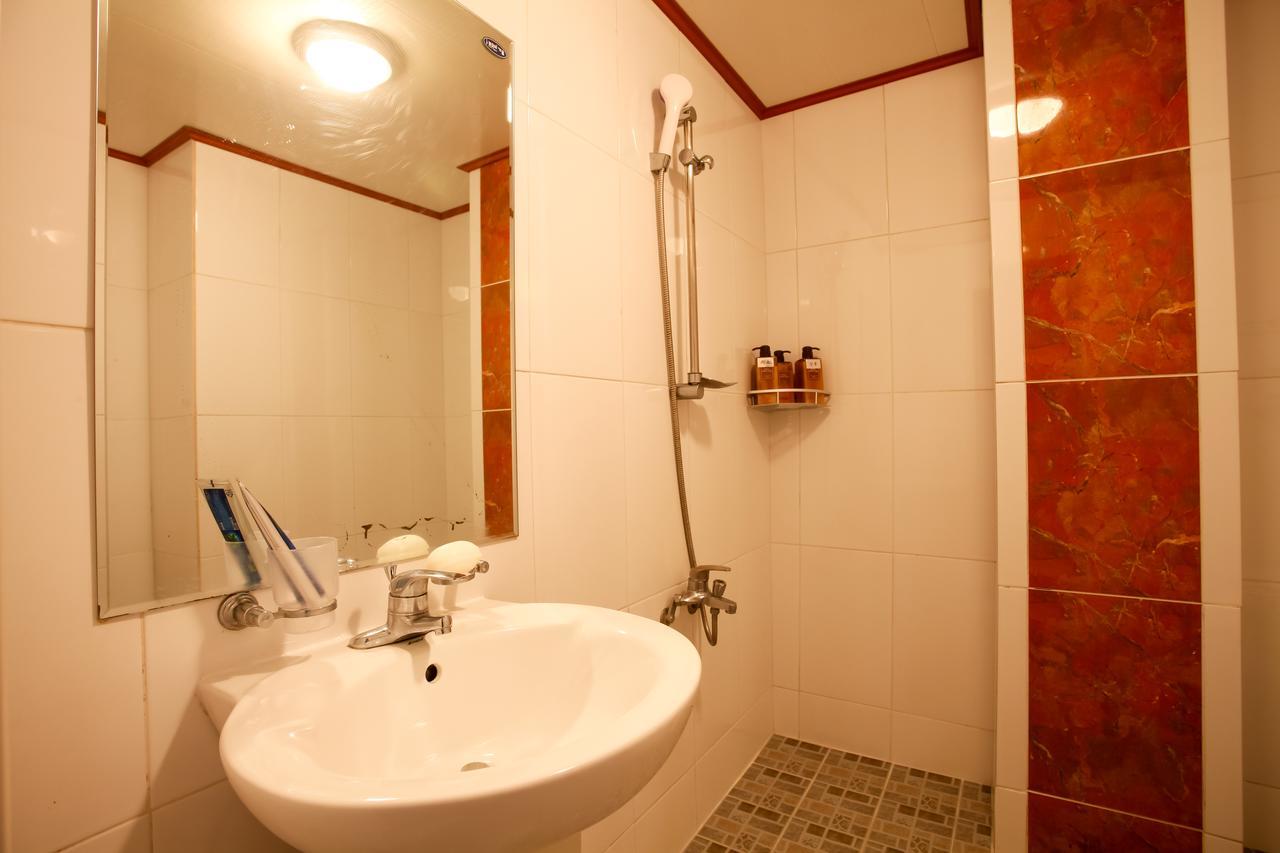 Motel Gwangan Blue Moon à Busan Extérieur photo
