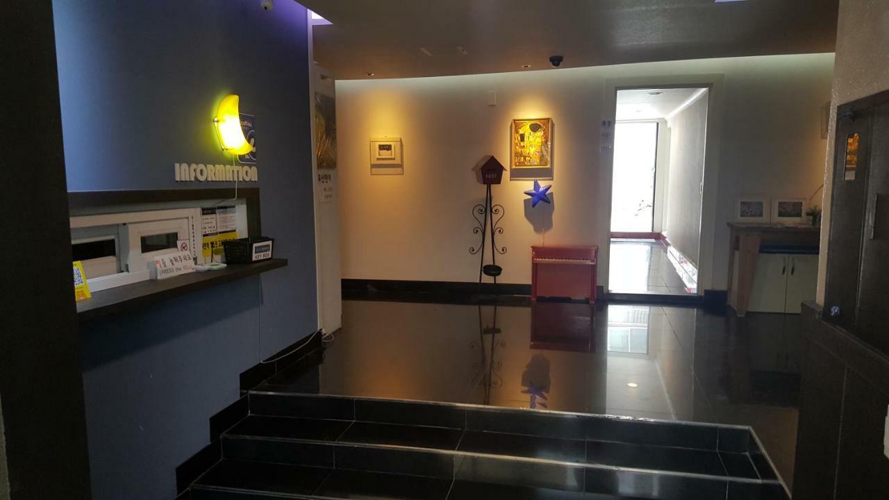 Motel Gwangan Blue Moon à Busan Extérieur photo