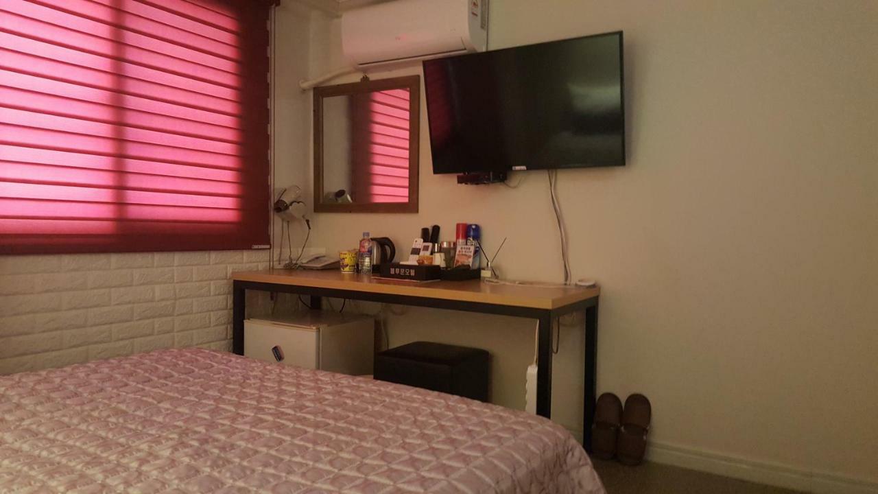Motel Gwangan Blue Moon à Busan Extérieur photo